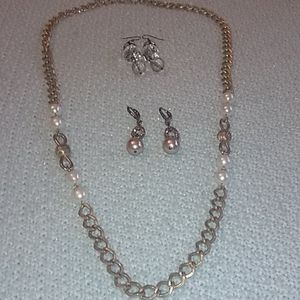 Gold and pearl necklace and two pairs of earrings